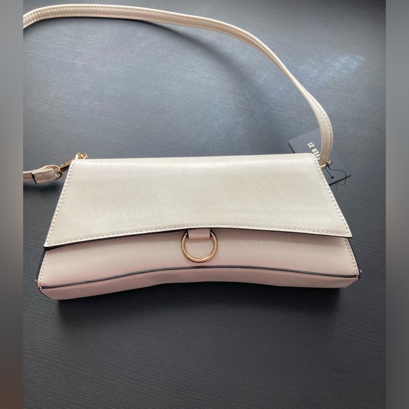 Hourglass Cream Color Purse, Forever 21, NEW - Picture 1 of 6
